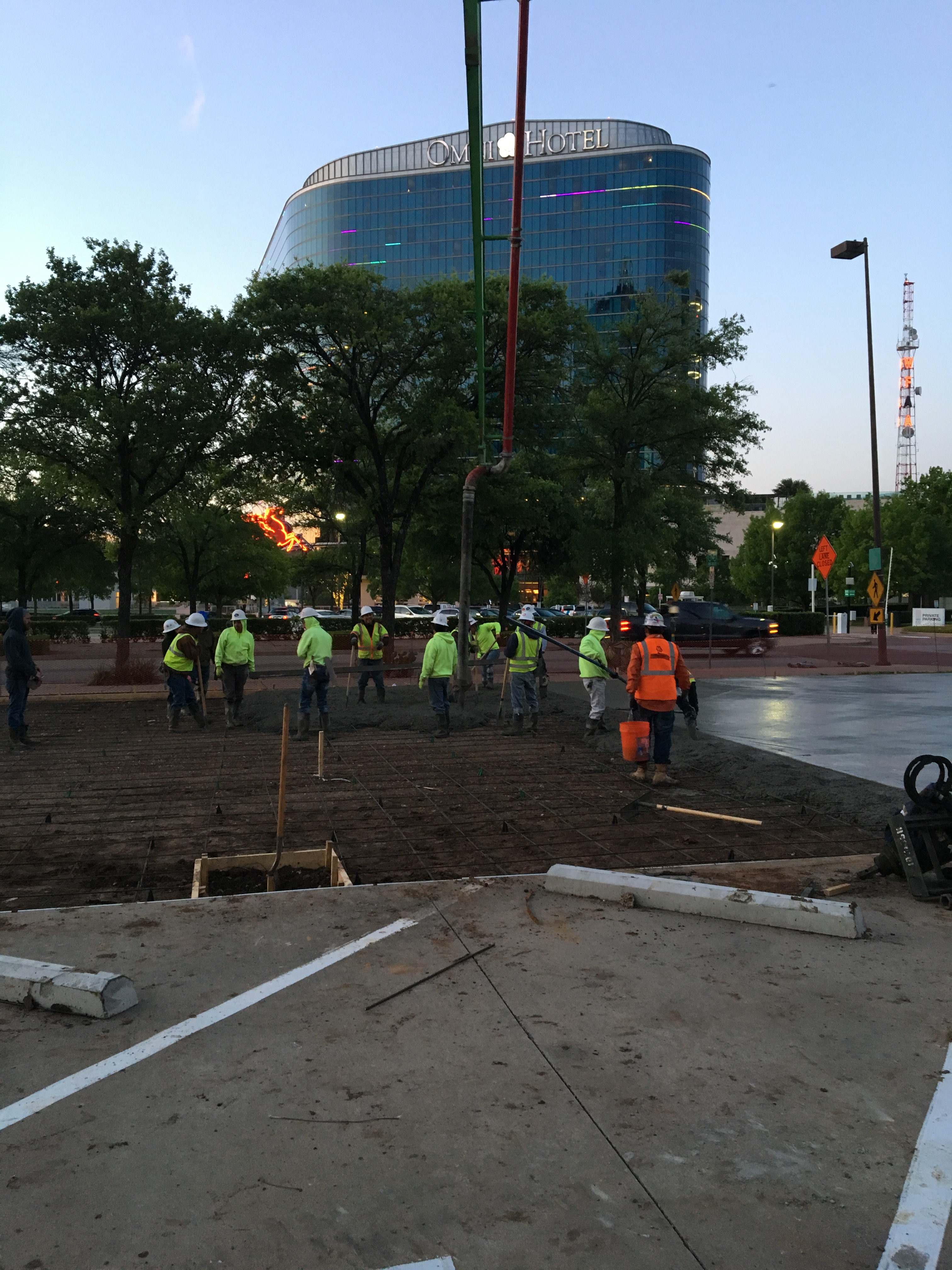 Slab on grade pour with concrete pump